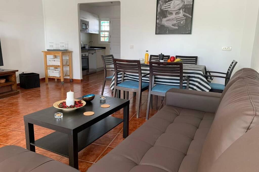 Apartamento Bastian Casas Verdes Costa Teguise Ngoại thất bức ảnh